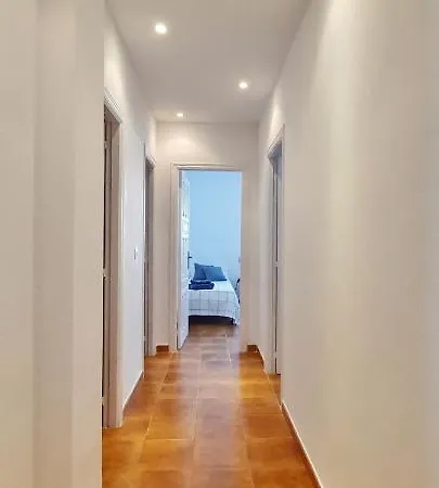 Piso Al Portet Apartment