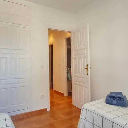 Piso Al Portet Apartment *